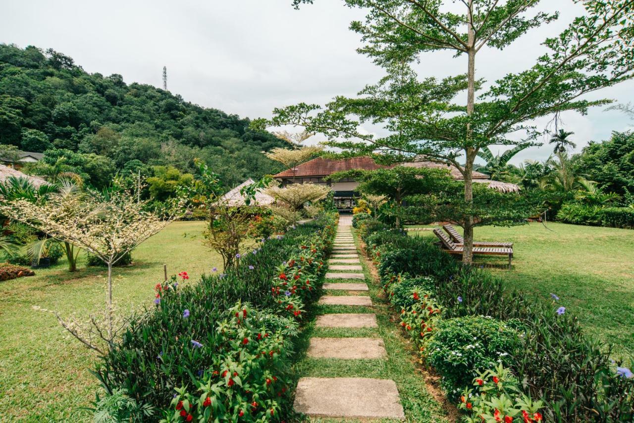 Bambu Getaway Apartment กัวห์ ภายนอก รูปภาพ